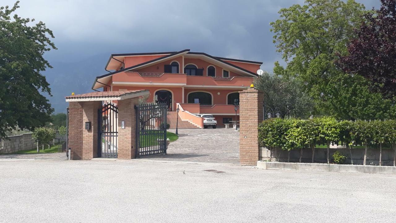 Agriturismo Carlo Cioffi Hotel Rotondi Exterior photo